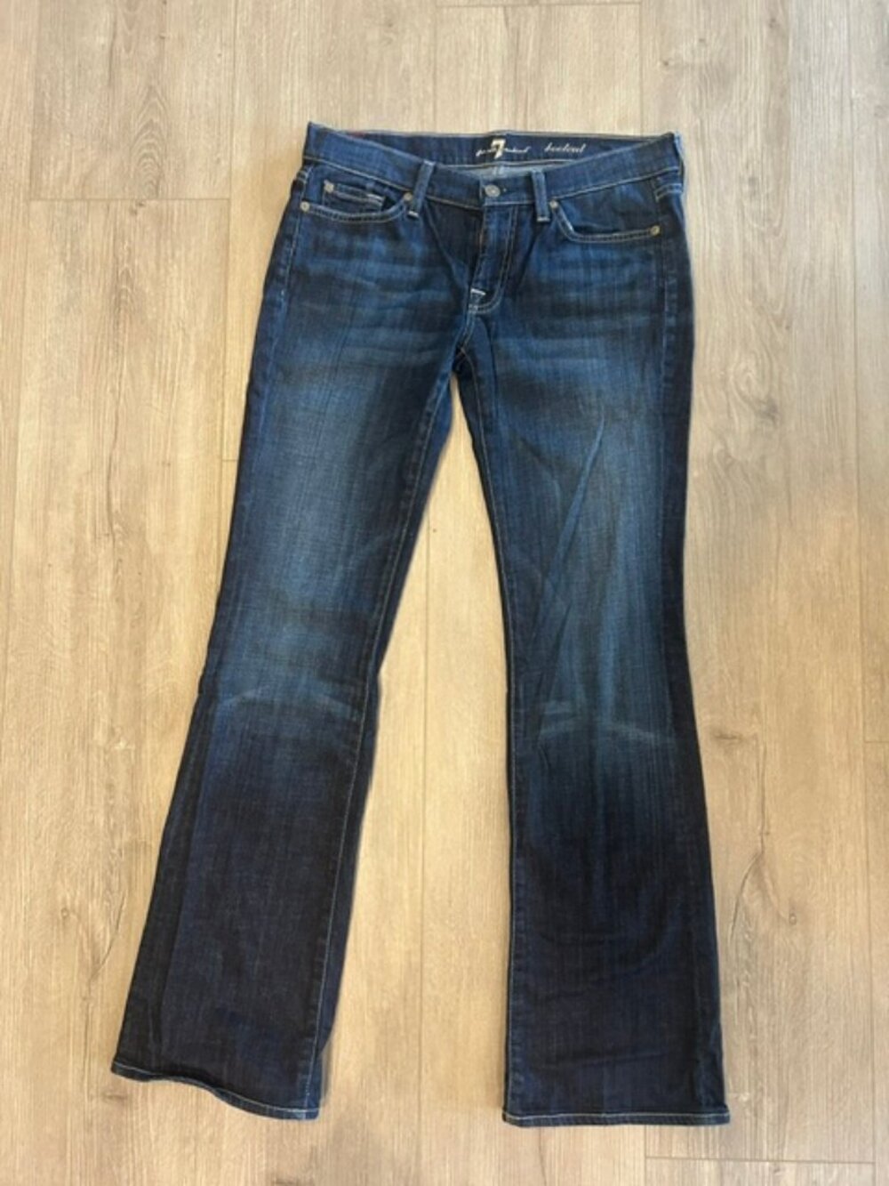 7 For All Mankind Dark Wash Bootcut Jeans size 29 - Picture 2 of 8